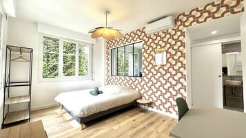 1 chambre, bureau, Wi-Fi gratuit, draps fournis