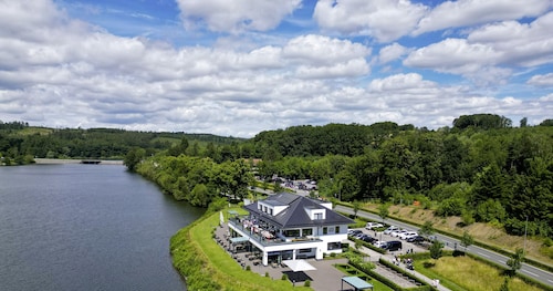 LenHaus – Ferienhaus im Grünen mit Kamin & Garten, ideal für Familien & Wanderer
