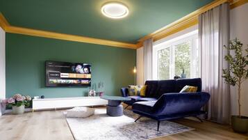 Smart TV, chimenea