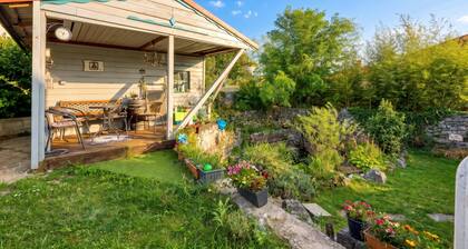 Villa Salamander Suite - Garden & EV Charger