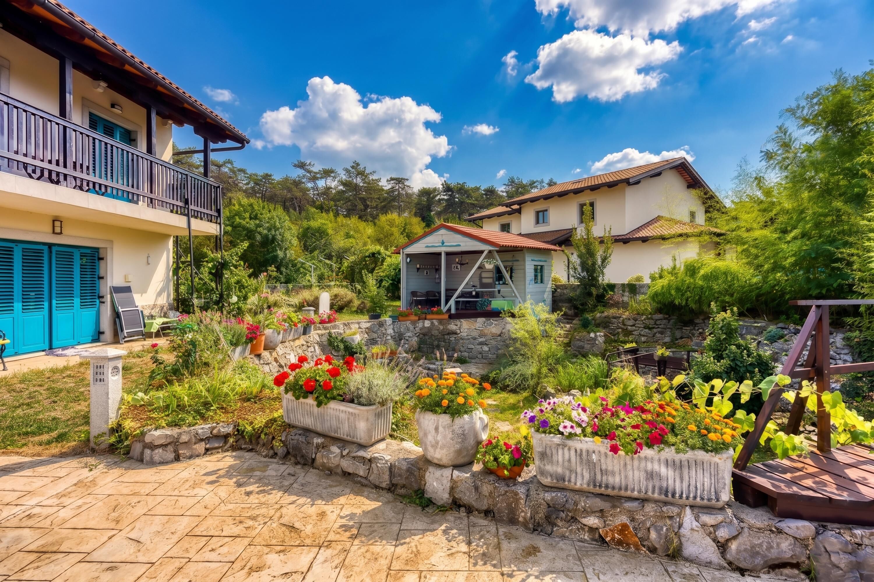 Family Apartment, Multiple Bedrooms, 2 Bathrooms, Mountainside (Villa Salamander Suite) | Property grounds
