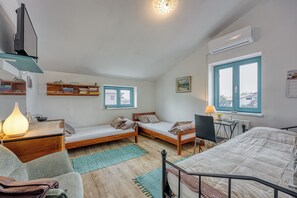 2 Schlafzimmer, Bügeleisen/Bügelbrett, kostenloses WLAN, Bettwäsche
