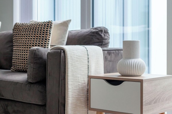 Departamento | Área de sala de estar | Televisión de 37 pulgadas con canales por cable y Netflix