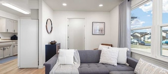 Luxury Modern 2BR W/ Garage