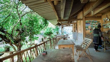 Mặt tiền nơi lưu trú