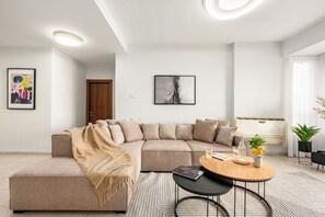 House, Mountain View | Living area - Sea of Galilee Lux Duplex by Sea N' Rent (Tiberias)