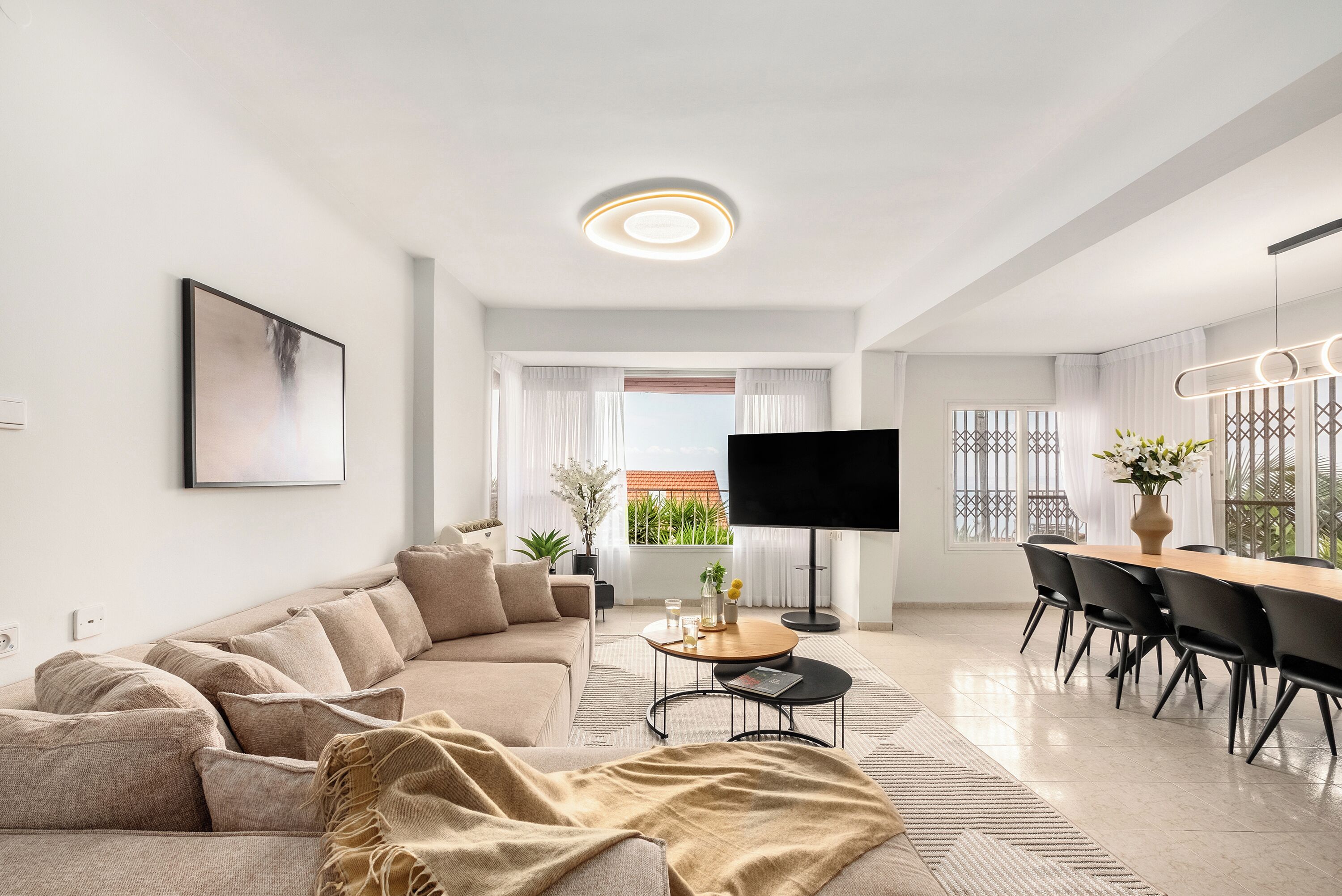 House, Mountain View | Living area | Flat-screen TV