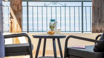 House, Mountain View | Balcony
