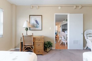 3 chambres, fer et planche à repasser, Wi-Fi gratuit, draps fournis