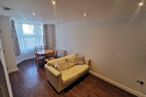 Apartment | Living area | TV
