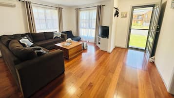 Smart TV, DVD player, books