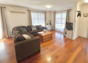 Smart TV, DVD player, books
