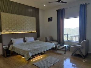 Room - Jaitak Resort By Pine  (Nahan)