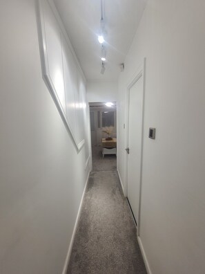 Interior - Cozy,Modern DoubleBed Apartment, in Centr City (London)