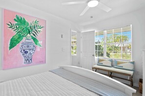 3 bedrooms, desk, iron/ironing board, travel crib