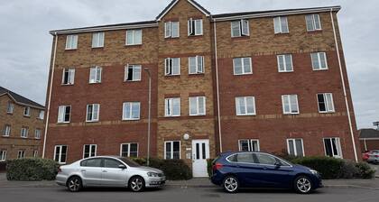 Spacious Tidy Room in Cardiff City