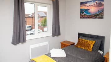 House | 2 bedrooms, free WiFi, bed sheets