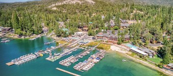 Cottage Like Suite with Private Hot Tub