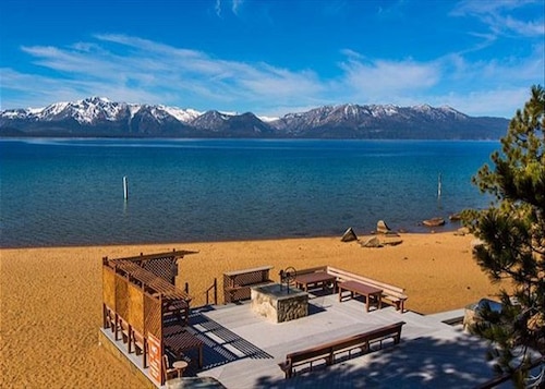 Charming Lake Tahoe Cabin walking distance to beach!  (EP432)