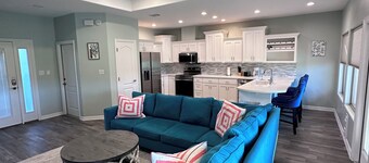 Charming 2-bedroom condo with WiFi and fitness room in Laguna Vista.  Sleeps 6