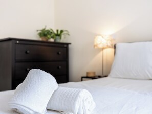 2 Schlafzimmer, Bügeleisen/Bügelbrett, Reisekinderbett, WLAN