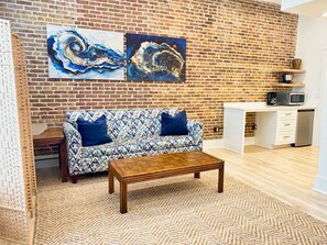 TV, offices - Bayside Getaways Oyster Oasis - Chesapeake Properties (CAPE CHARLES)