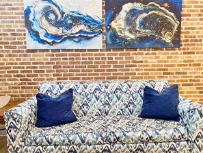 TV, offices - Bayside Getaways Oyster Oasis - Chesapeake Properties (CAPE CHARLES)
