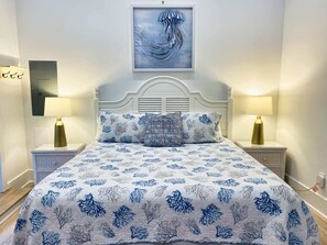 1 bedroom, WiFi, bed sheets, wheelchair access - Bayside Getaways Oyster Oasis - Chesapeake Properties (CAPE CHARLES)