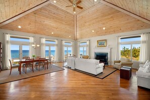 TV, offices - The Ultimate Outer Cape Beachfront Retreat RPAM101 (North Truro)