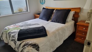 3 chambres, accĂšs Internet, draps fournis