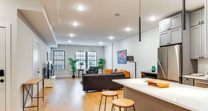 Walk to Journal Square: Modern Apt ~ 4 Mi to Nyc!