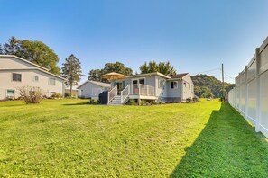 House (2 Bedrooms) | Interior - Hike, Fish, Unwind & Relax: Lodi Lake Escape! (Lodi)