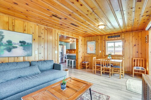 Lake WI Escape! Explore, Boat, Swim & Hike