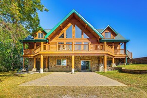 House (Multiple Bedrooms) | Interior