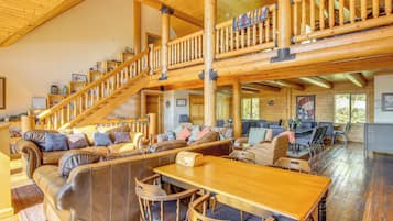 Maison (Multiple Bedrooms) | Intérieur