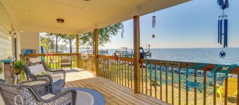 Pet-friendly Maryland Home on the Potomac River!