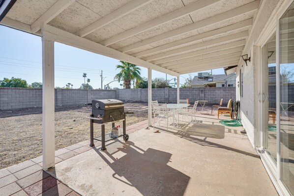 Interior - 8 Mi to State Farm Stadium: Glendale Home w/ Grill (Peoria)