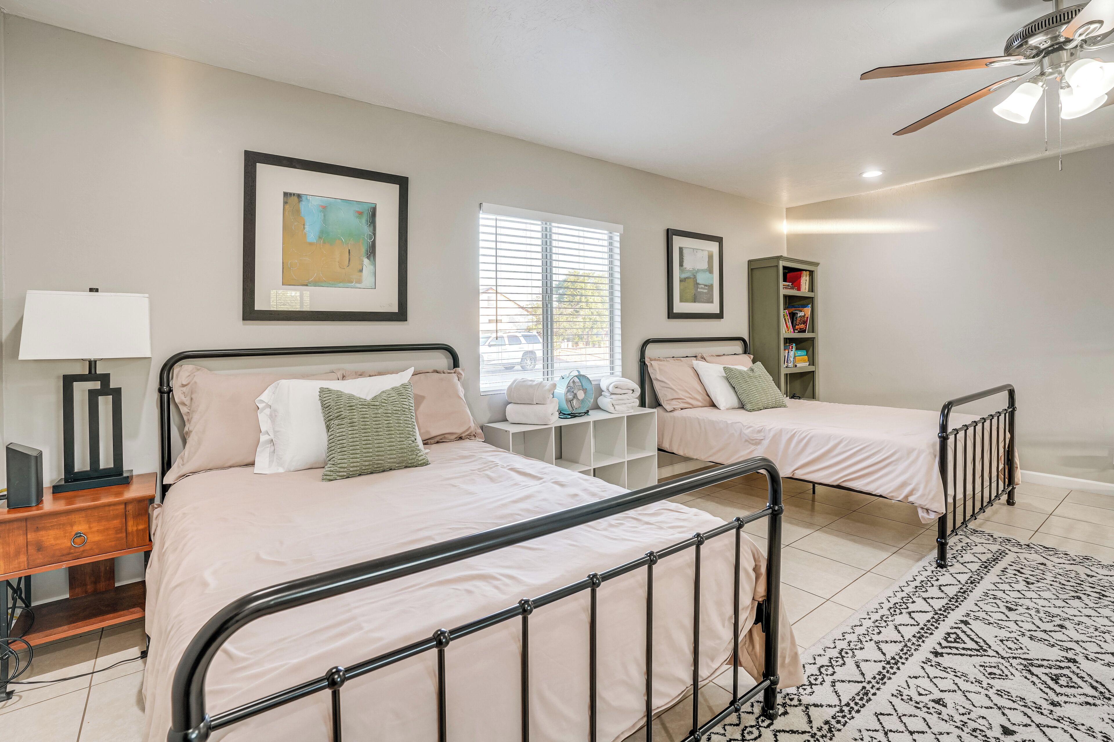 المنشأة من الداخل