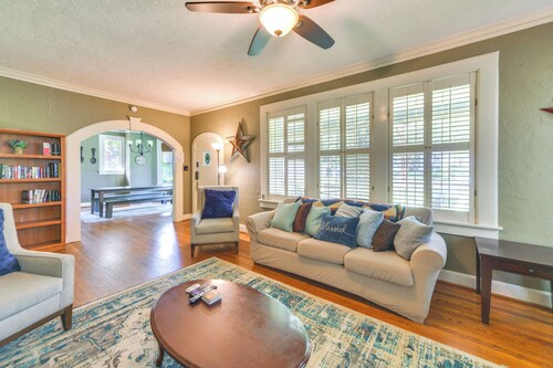 Fire Pit, Large Yard: Midtown Columbus Bungalow!