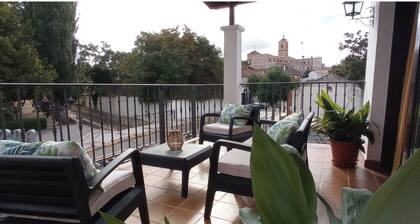 Casa Rural La Gospa, in Urda, cozy, fireplace, barbecue, Ping pong table.