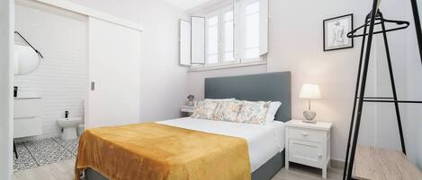 3 soverom, strykejern/-brett og wi-fi (inkludert)