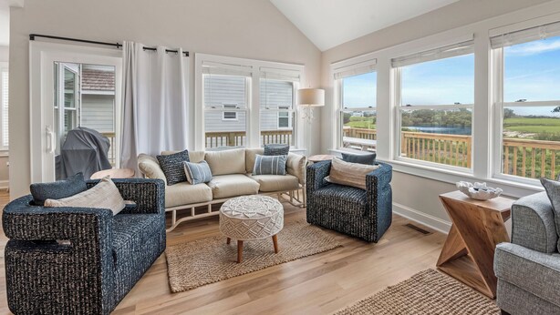 Smart TV - Exhale: Renovated, Hot Tub, Golf Course Views (Nags Head)
