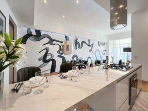 2 bedrooms, Internet - w Prestigious 2BR w Fantastic View in Condesa (Mexico City)