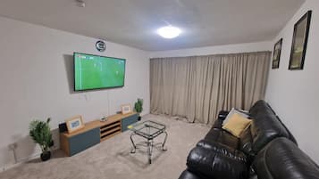 House | Living area | TV