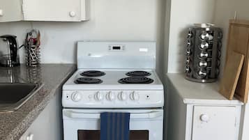 Microwave, oven, stovetop