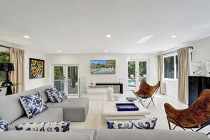 スマートテレビ、書庫