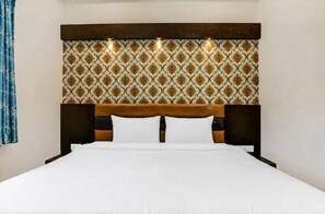 Chambre Double Deluxe, plusieurs chambres, vue ville | 1 chambre, Wi-Fi gratuit, draps fournis