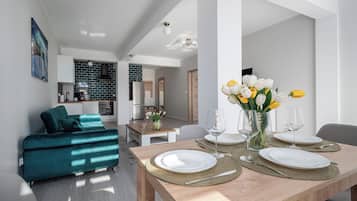 Apartament (31) | Área de estar | TV de tela plana
