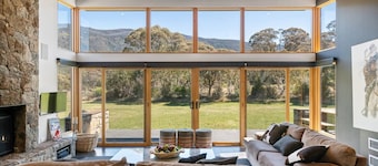 *NEW | Grey Mare | Crackenback | Mountain Escape