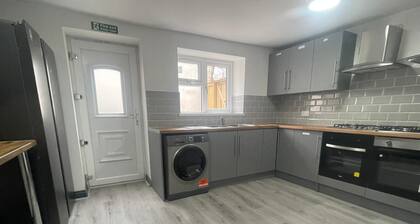 Winners Inn Sleeps 2 With Parking